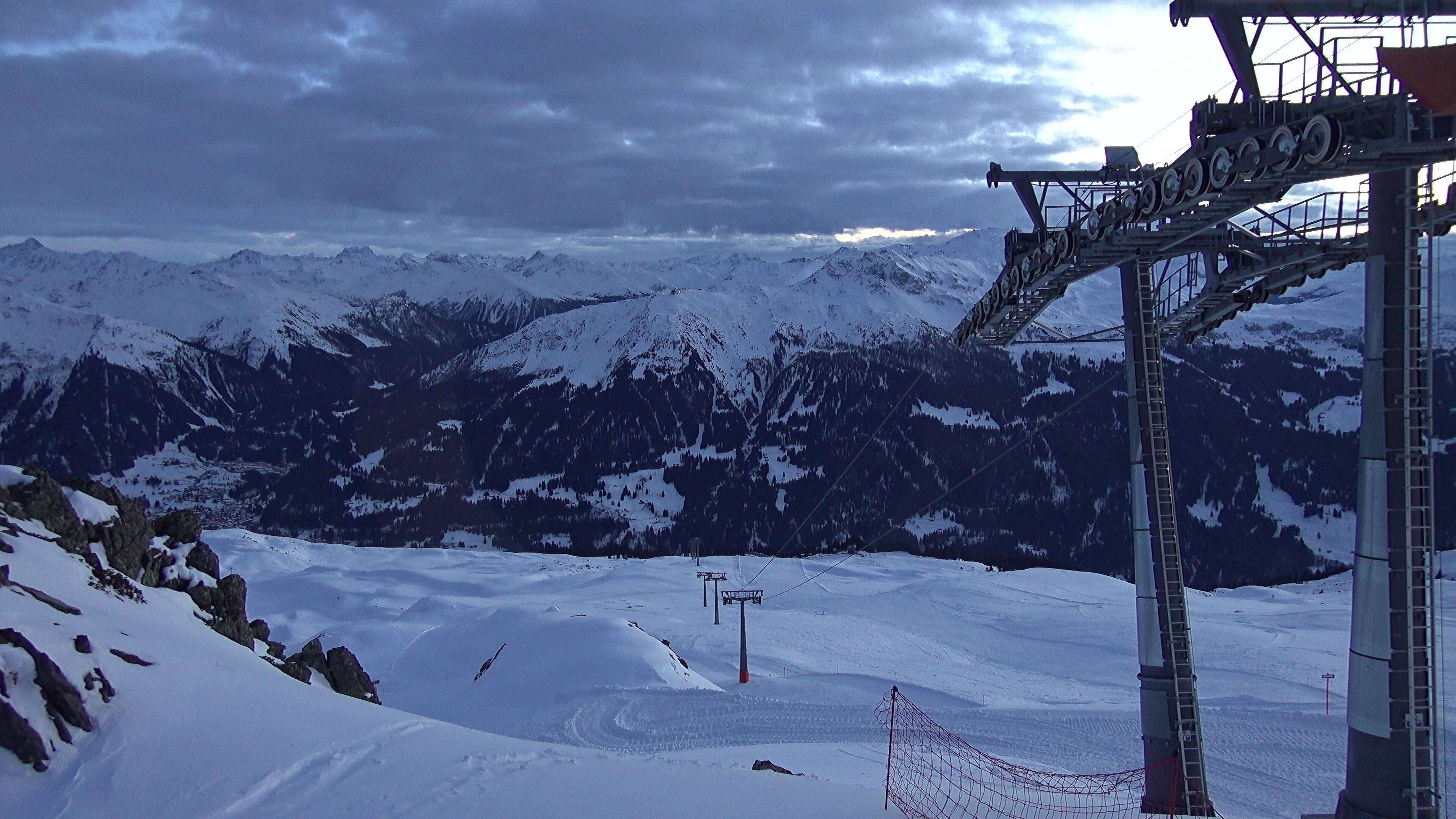 Archiv Foto Webcam Madrisa