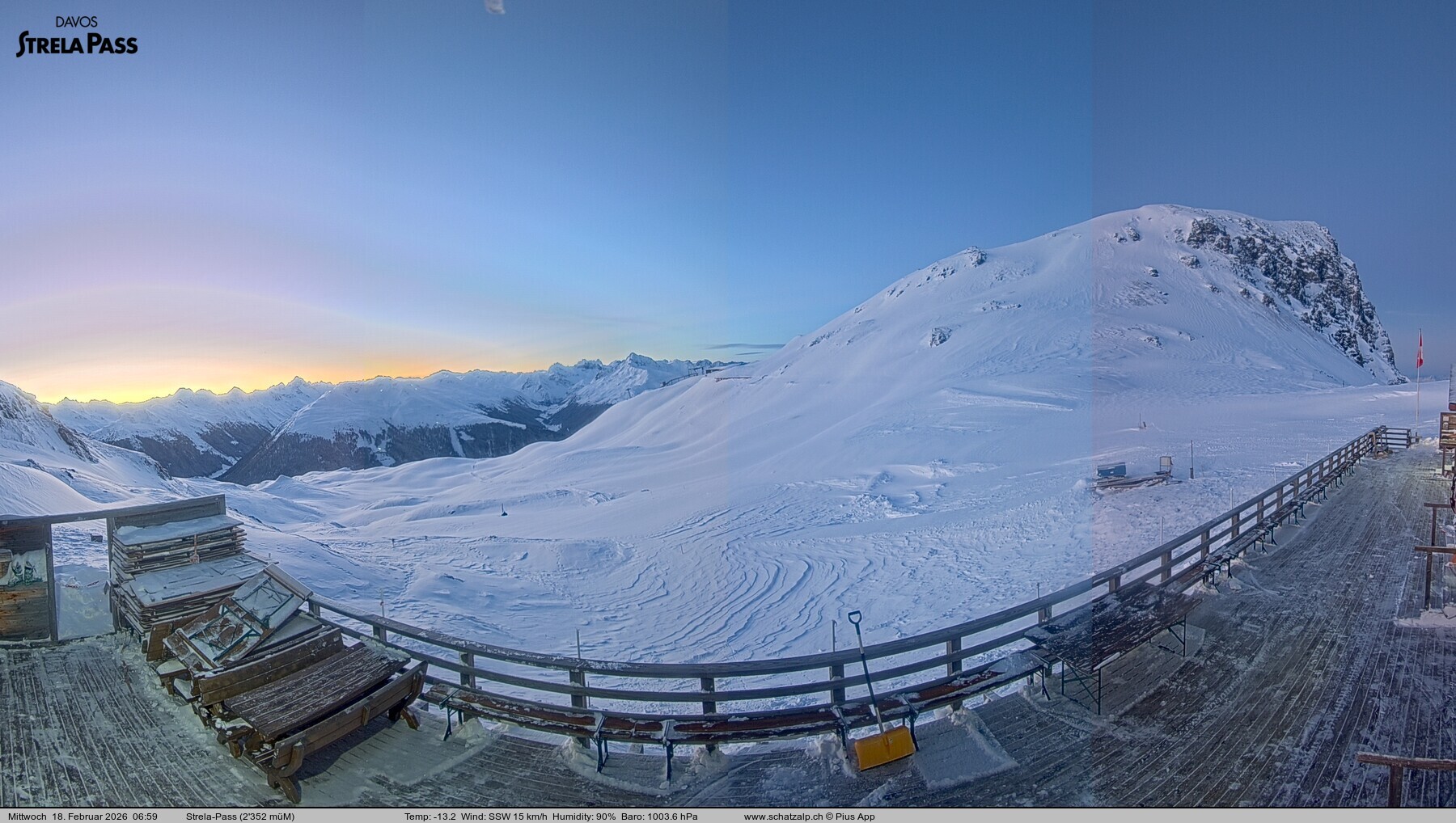 Archived image Webcam Schatzalp - Strela Pass