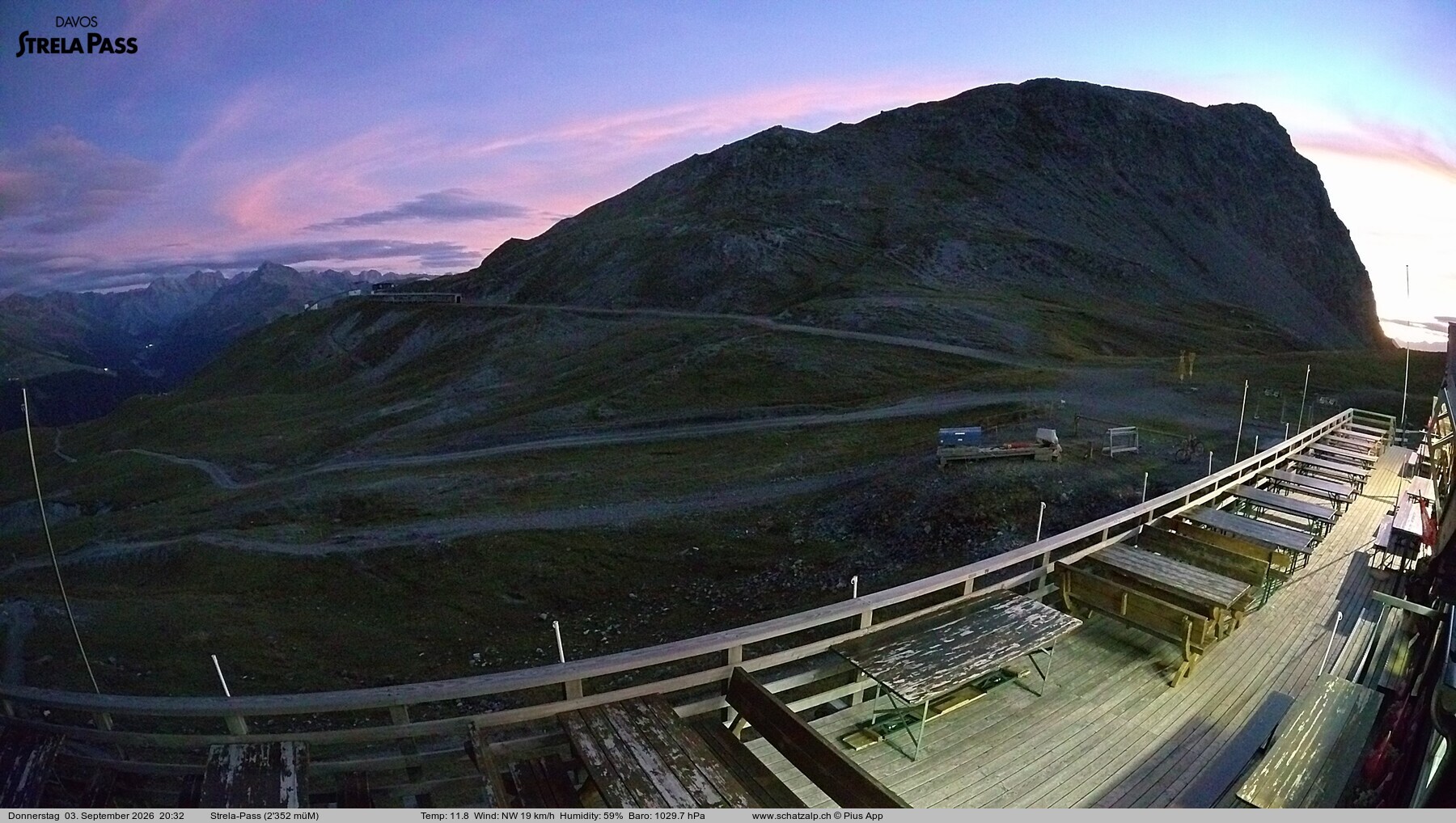 Archived image Webcam Schatzalp - Strela Pass