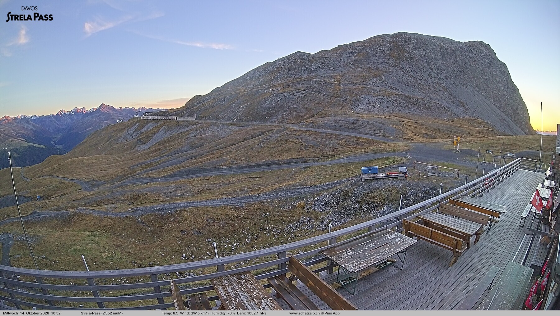 Archived image Webcam Schatzalp - Strela Pass