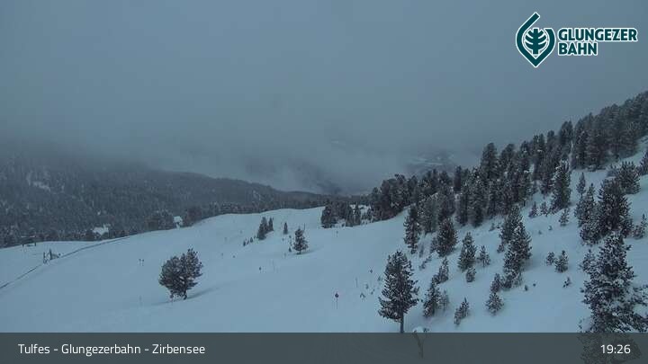 Archiv Foto Webcam Glungezer: Panoramablick Zirbensee