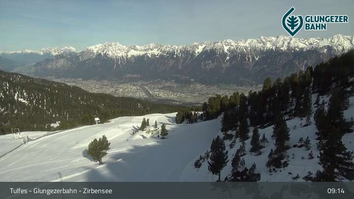 Archiv Foto Webcam Glungezer: Panoramablick Zirbensee