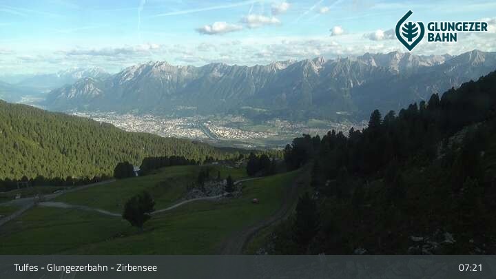 Archiv Foto Webcam Glungezer: Panoramablick Zirbensee