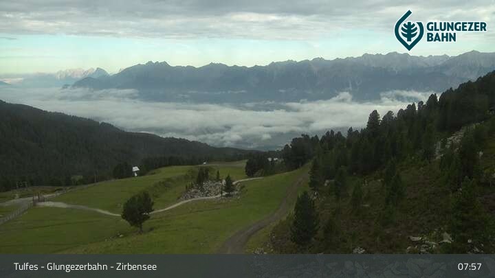 Archiv Foto Webcam Glungezer: Panoramablick Zirbensee