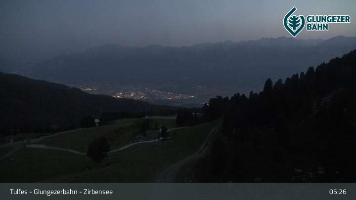 Archiv Foto Webcam Glungezer: Panoramablick Zirbensee