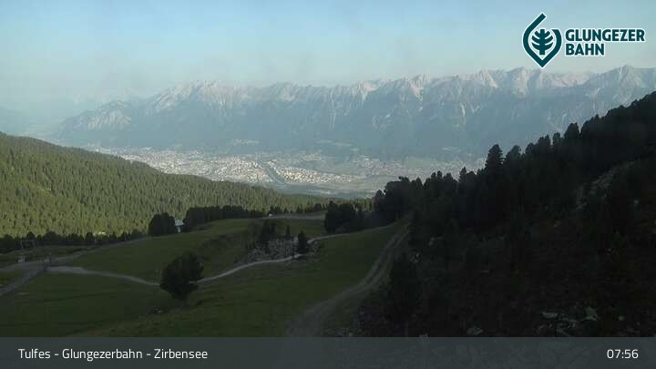 Archiv Foto Webcam Glungezer: Panoramablick Zirbensee