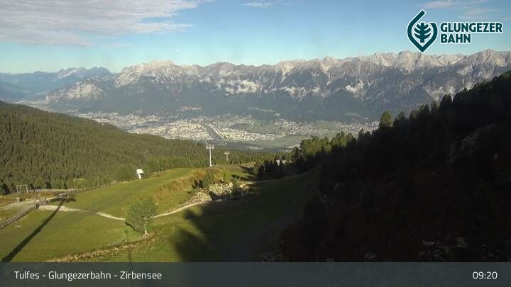 Archiv Foto Webcam Glungezer: Panoramablick Zirbensee