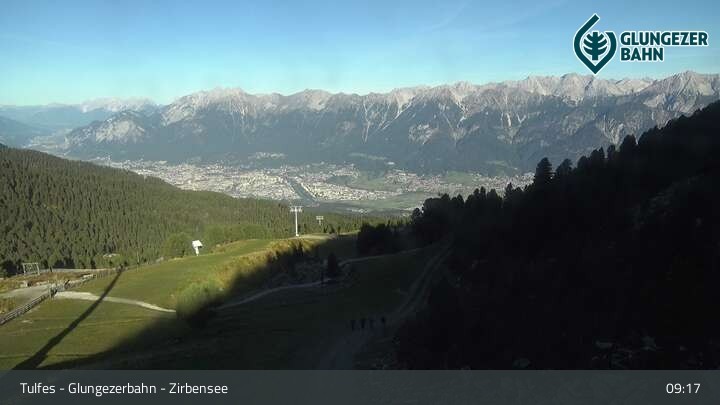 Archiv Foto Webcam Glungezer: Panoramablick Zirbensee