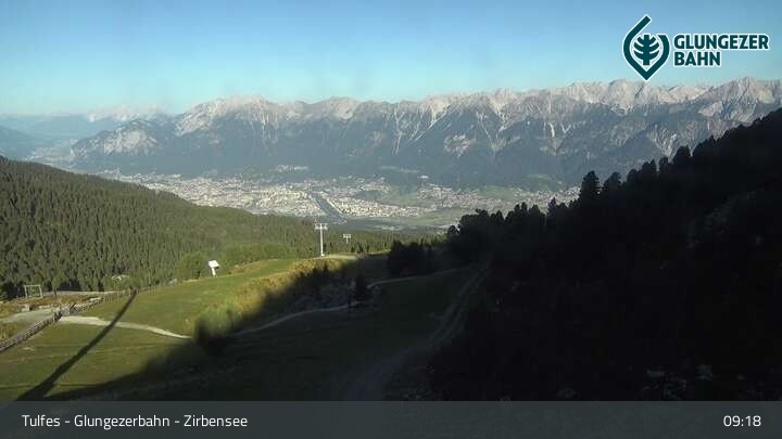 Archiv Foto Webcam Glungezer: Panoramablick Zirbensee