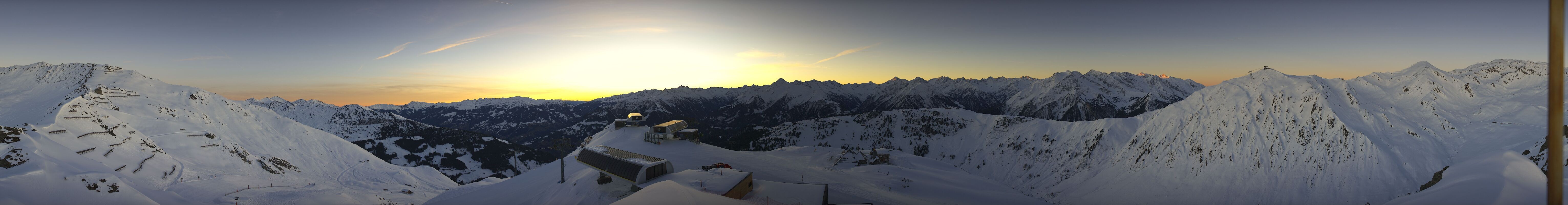 Archived image Webcam Mayrhofen - Unterberg