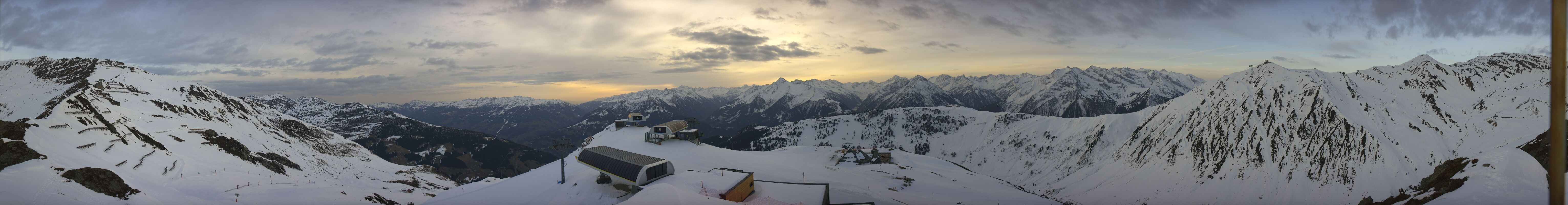 Archived image Webcam Mayrhofen - Unterberg