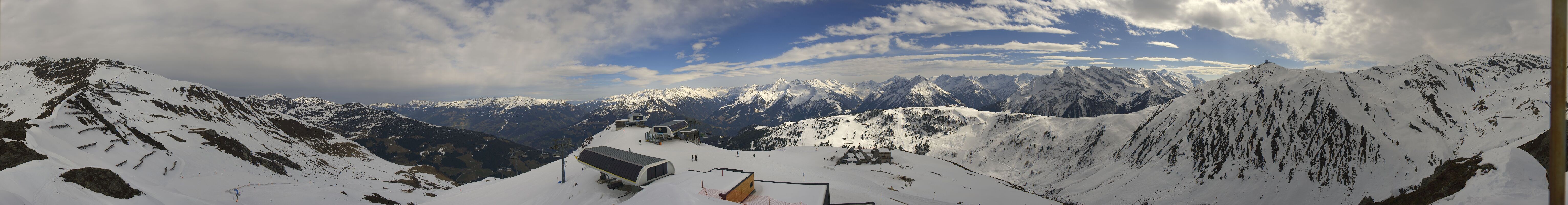 Archived image Webcam Mayrhofen - Unterberg