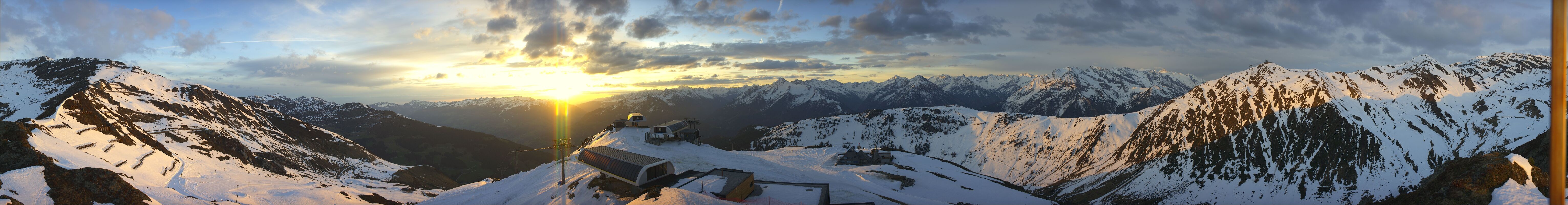 Archiv Foto Webcam Mayrhofen: Unterberg und Seekarhütte