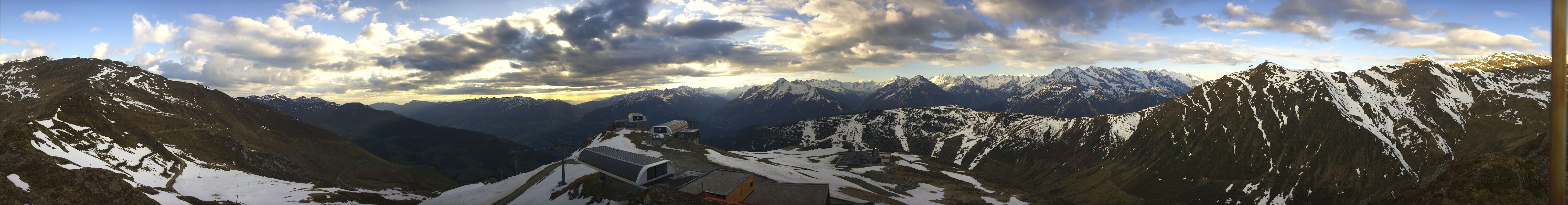 Archived image Webcam Mayrhofen - Unterberg