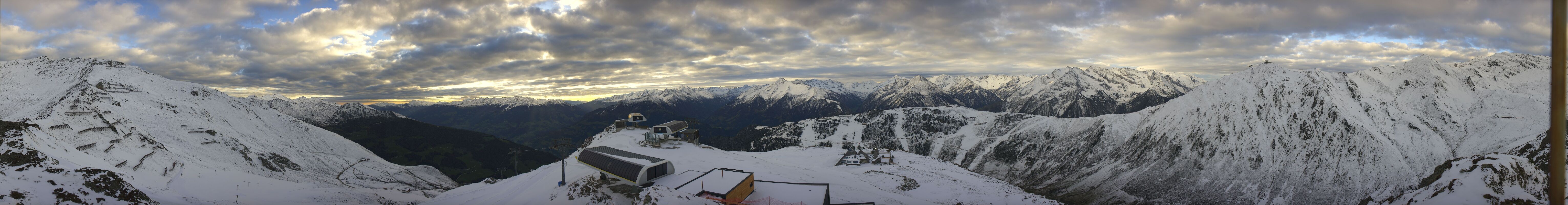 Archived image Webcam Mayrhofen - Unterberg