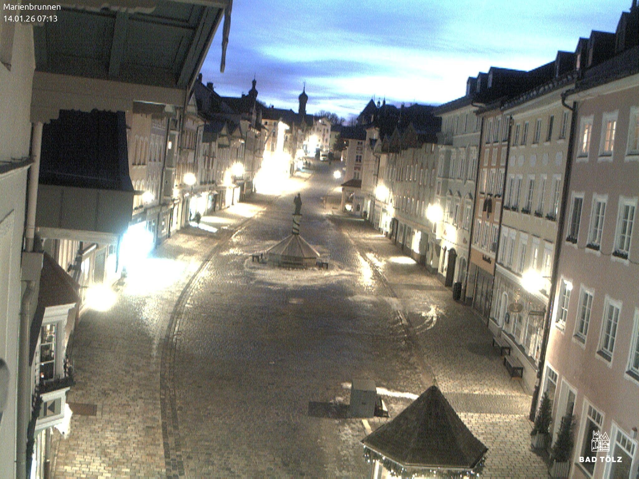 Archived image Webcam Marienbrunnen - Bad Tölz