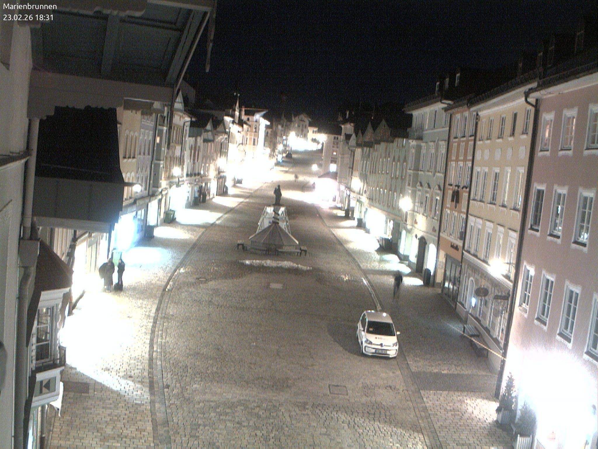 Archiv Foto Webcam Blick auf den Marienbrunnen Bad Tölz