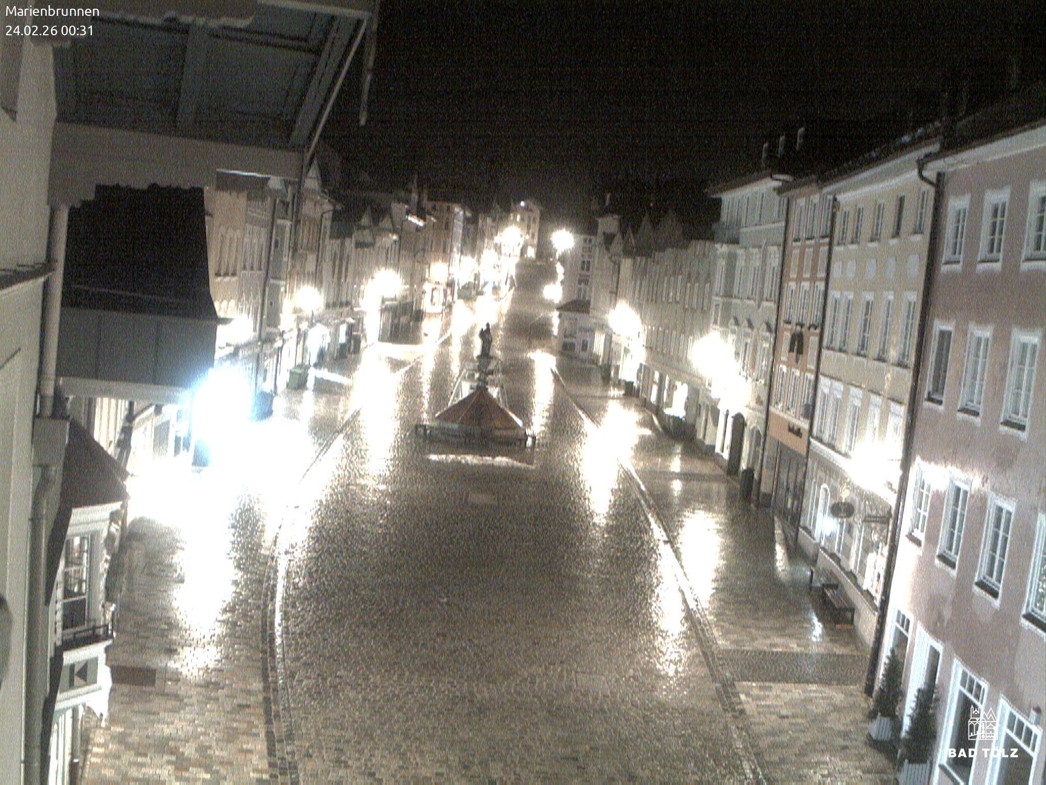 Archiv Foto Webcam Blick auf den Marienbrunnen Bad Tölz