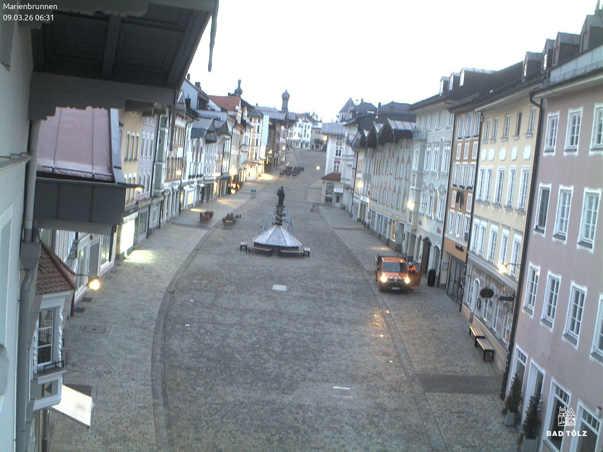 Archiv Foto Webcam Blick auf den Marienbrunnen Bad Tölz