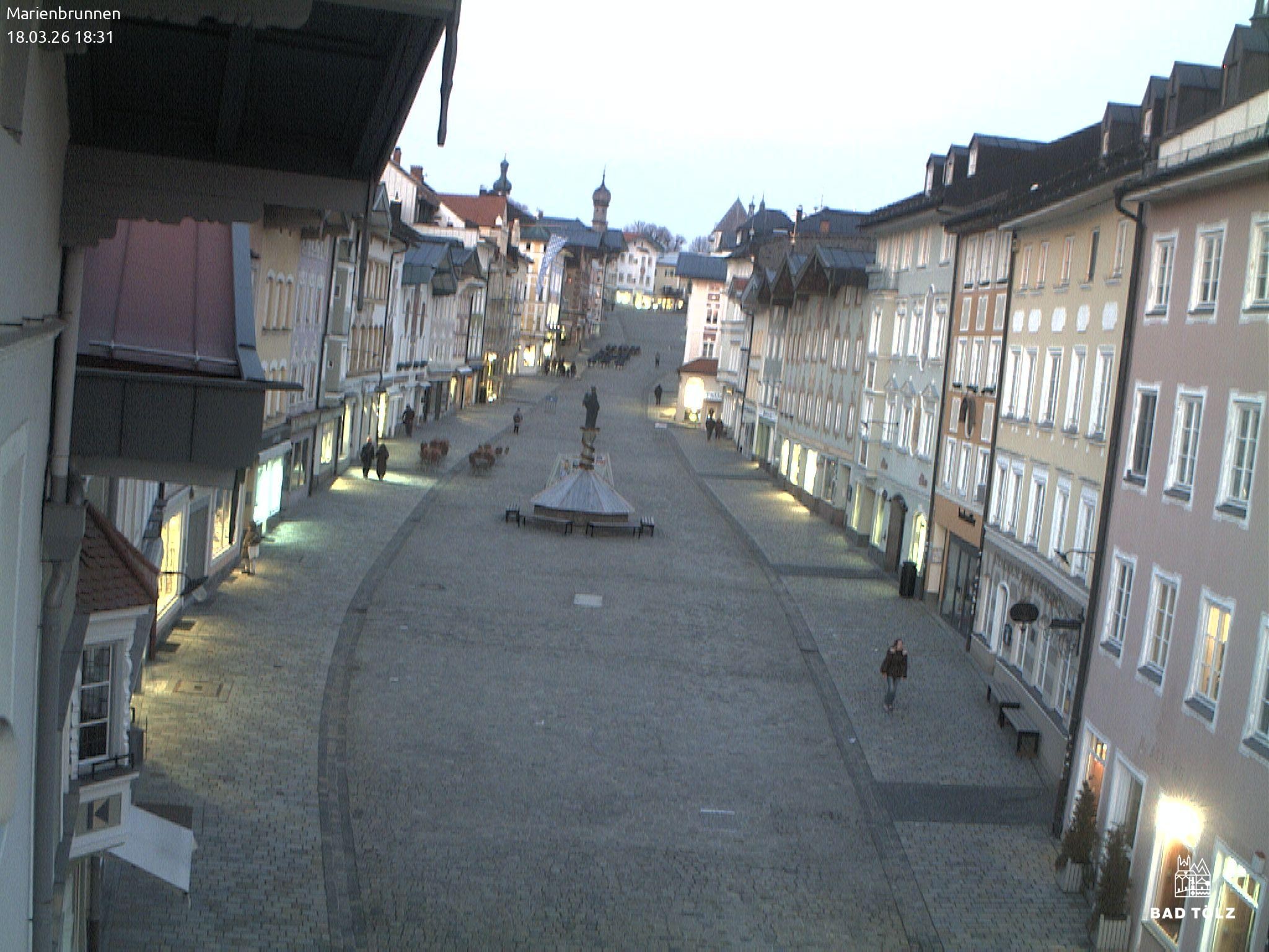 Archived image Webcam Marienbrunnen - Bad Tölz