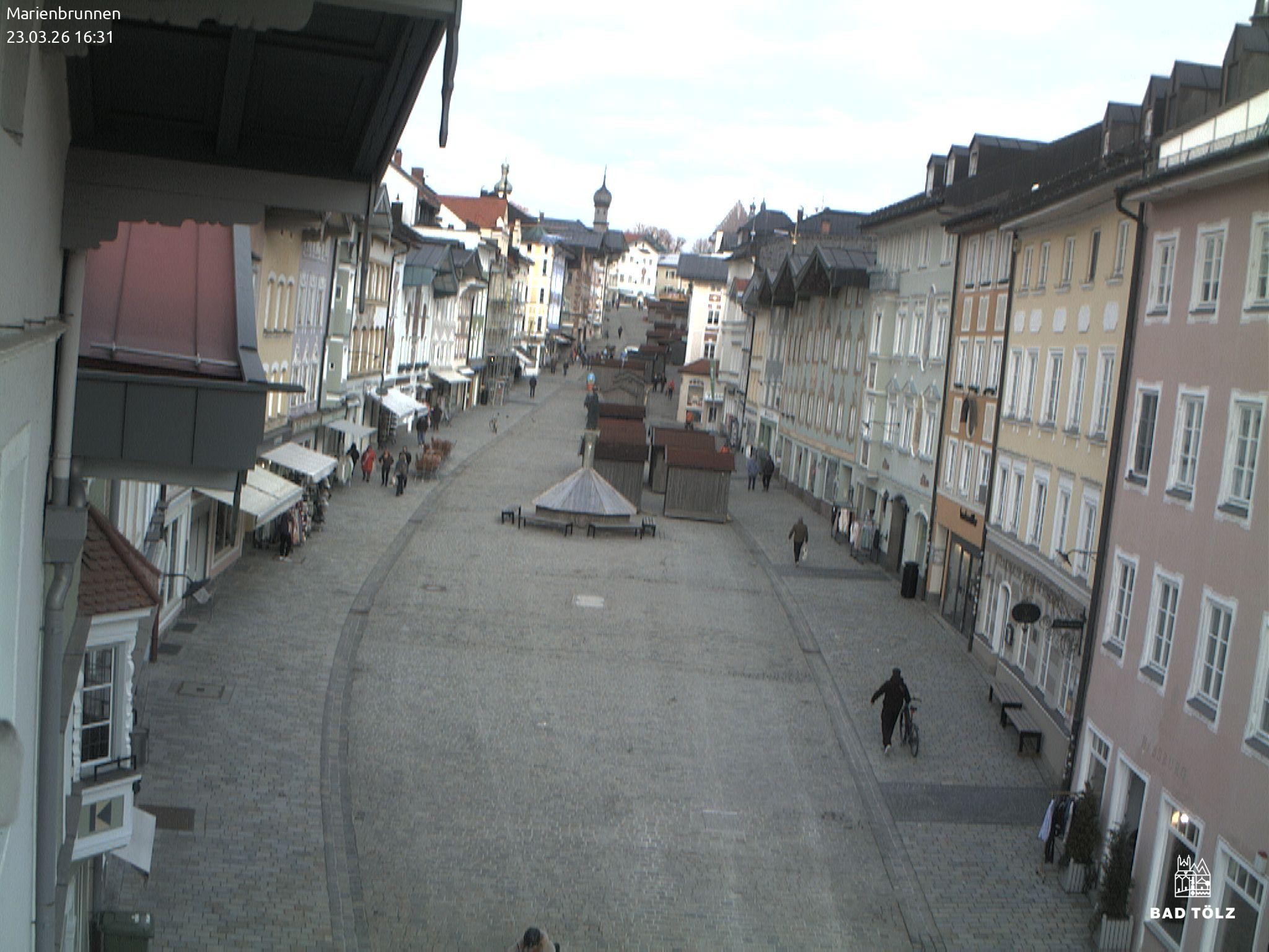 Archiv Foto Webcam Blick auf den Marienbrunnen Bad Tölz