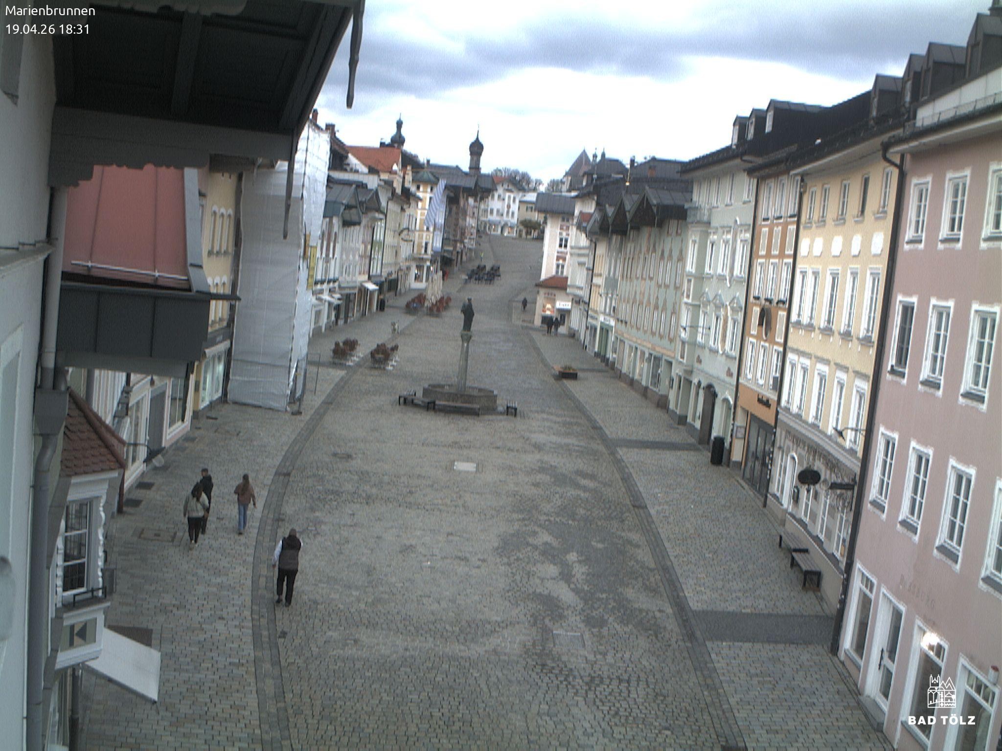 Archived image Webcam Marienbrunnen - Bad Tölz
