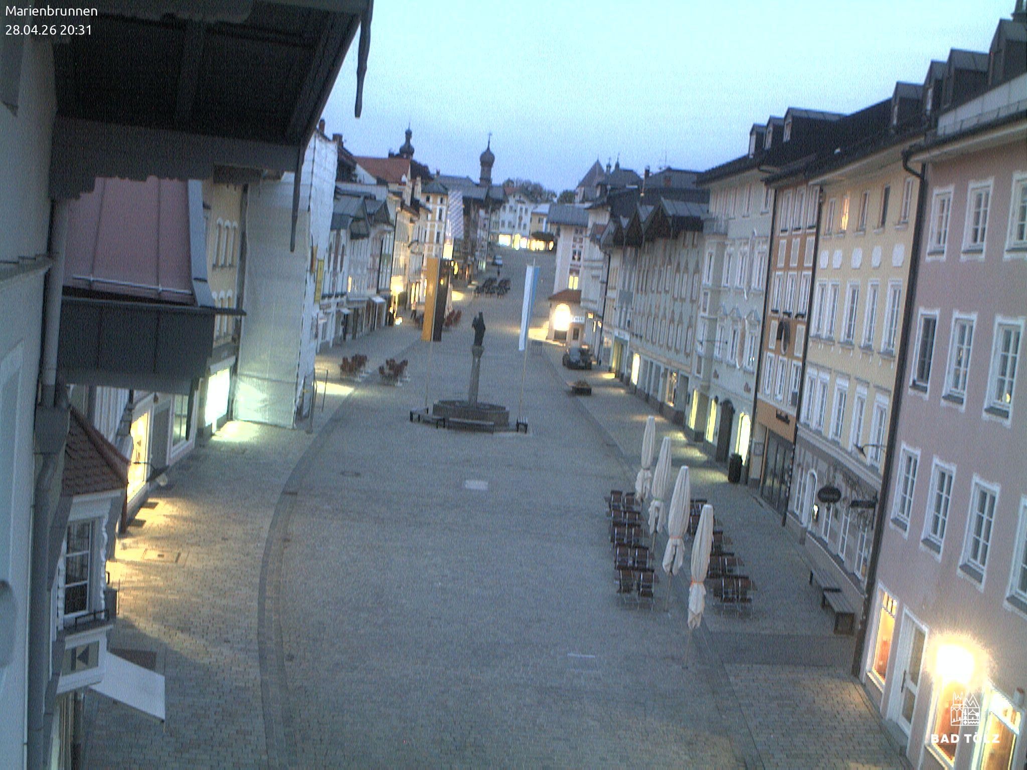 Archived image Webcam Marienbrunnen - Bad Tölz