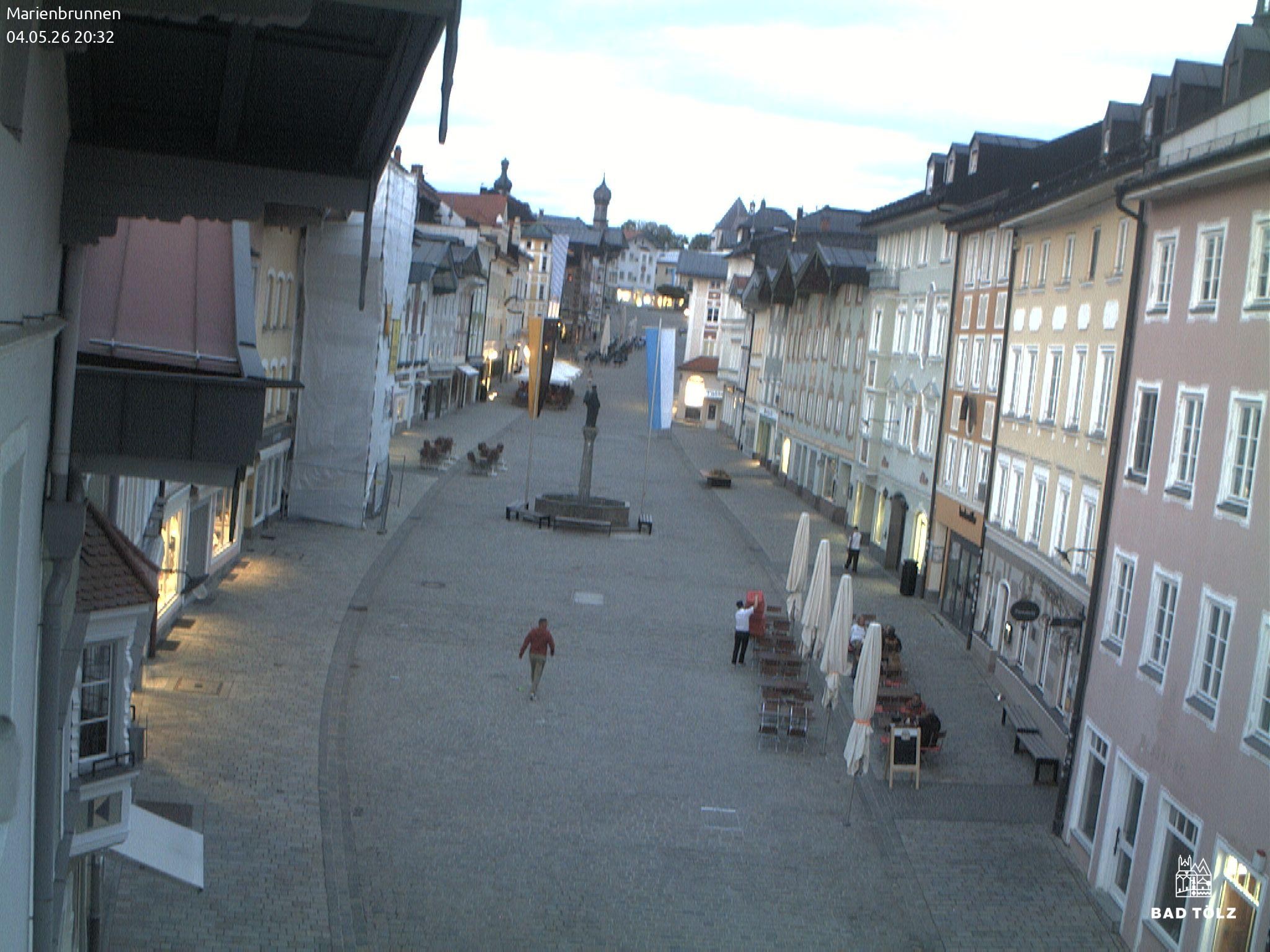Archiv Foto Webcam Blick auf den Marienbrunnen Bad Tölz