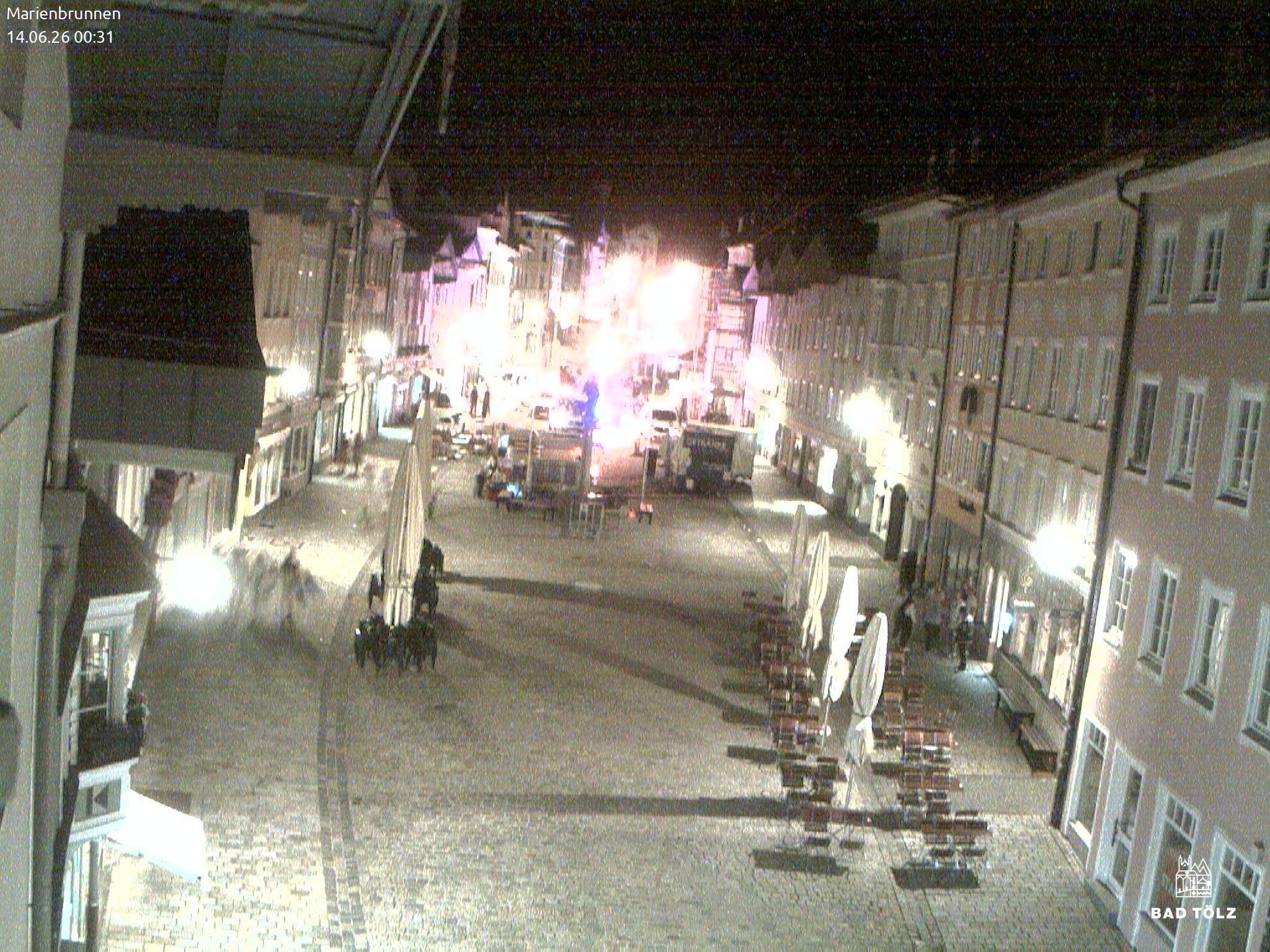 Archiv Foto Webcam Blick auf den Marienbrunnen Bad Tölz