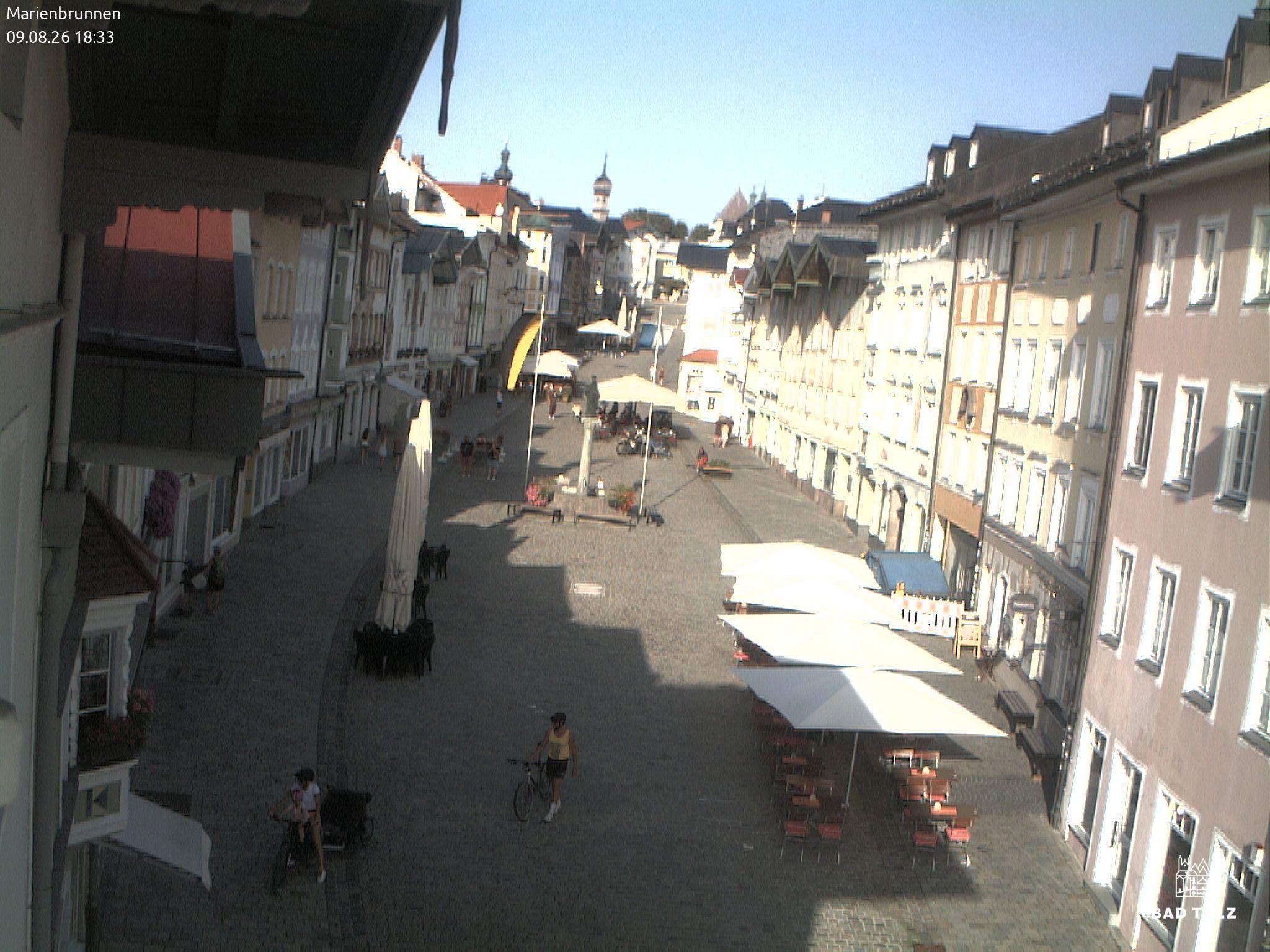 Archiv Foto Webcam Blick auf den Marienbrunnen Bad Tölz