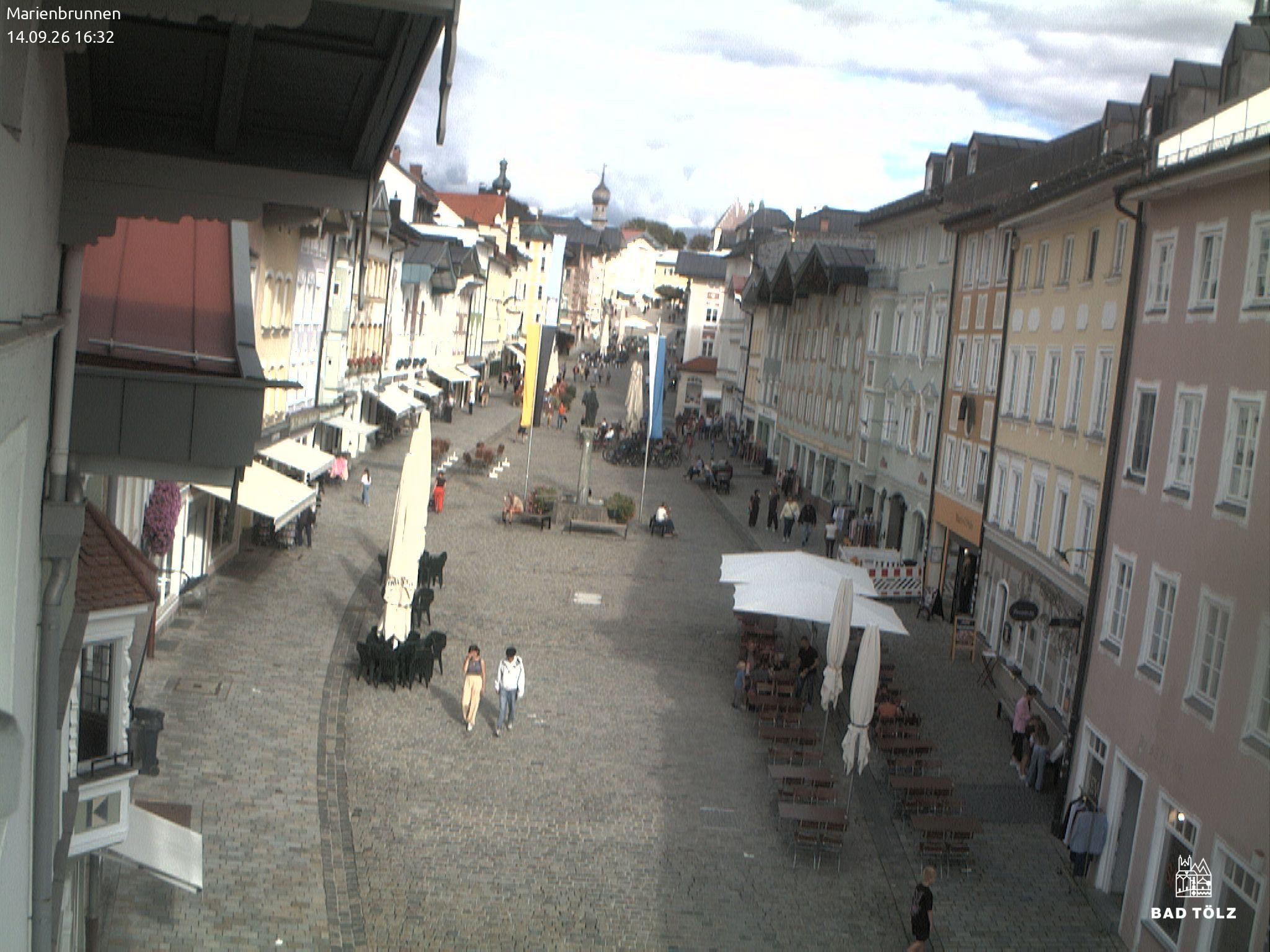 Archived image Webcam Marienbrunnen - Bad Tölz