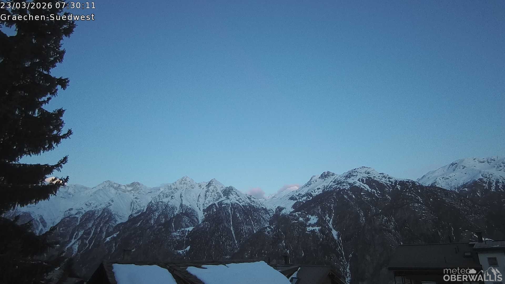 Archived image Webcam Grächen - South-West: Weisshorn