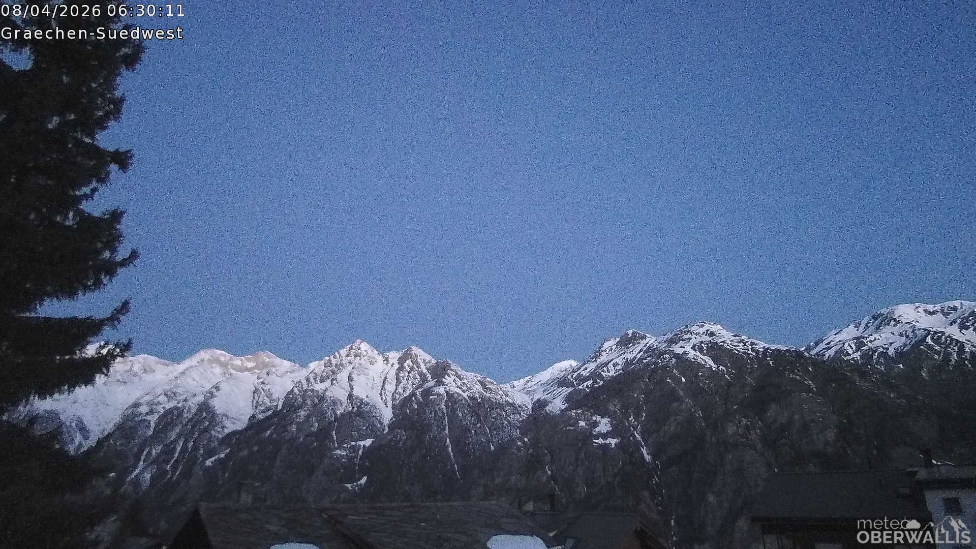 Archived image Webcam Grächen - South-West: Weisshorn