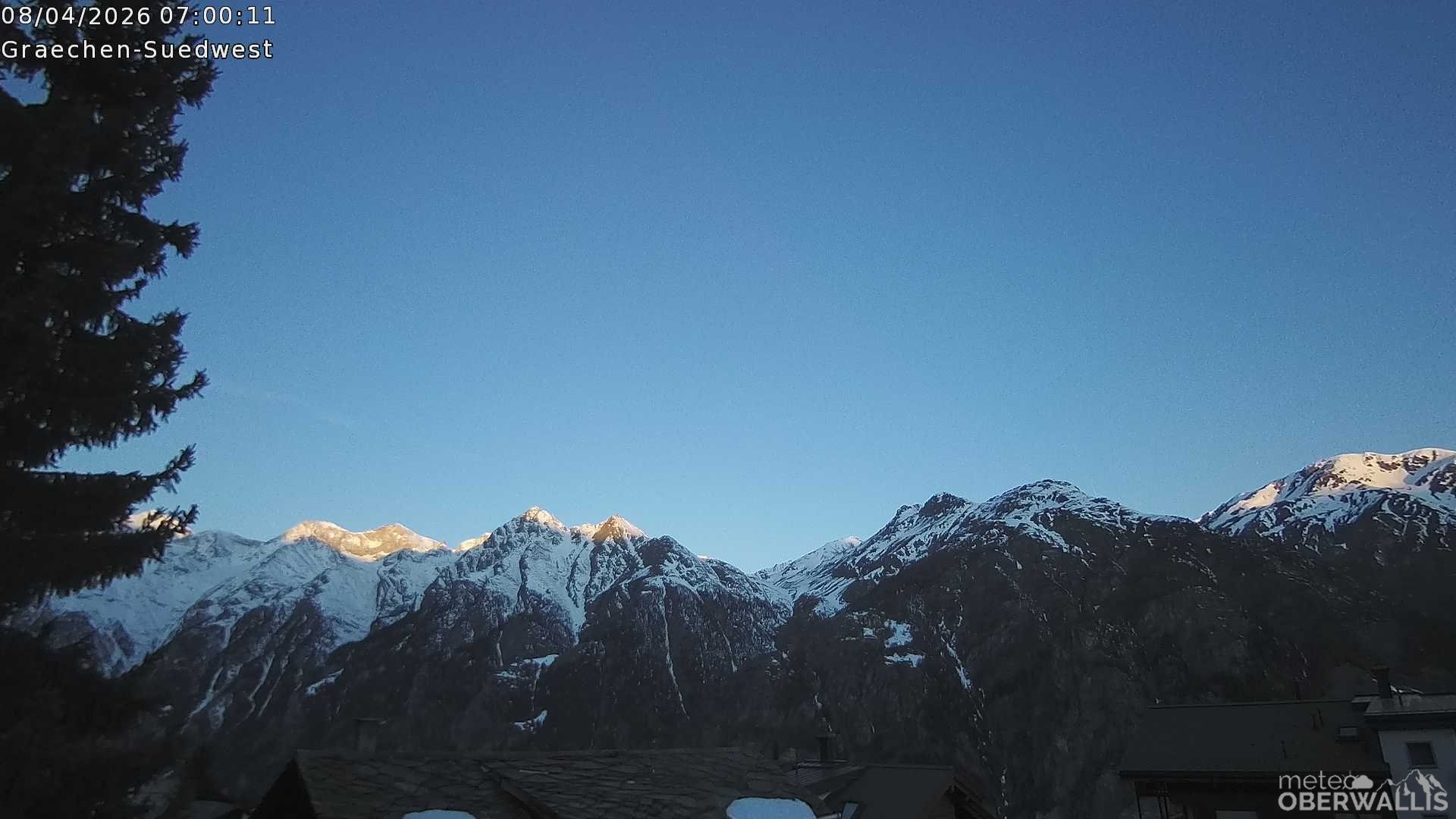 Archived image Webcam Grächen - South-West: Weisshorn