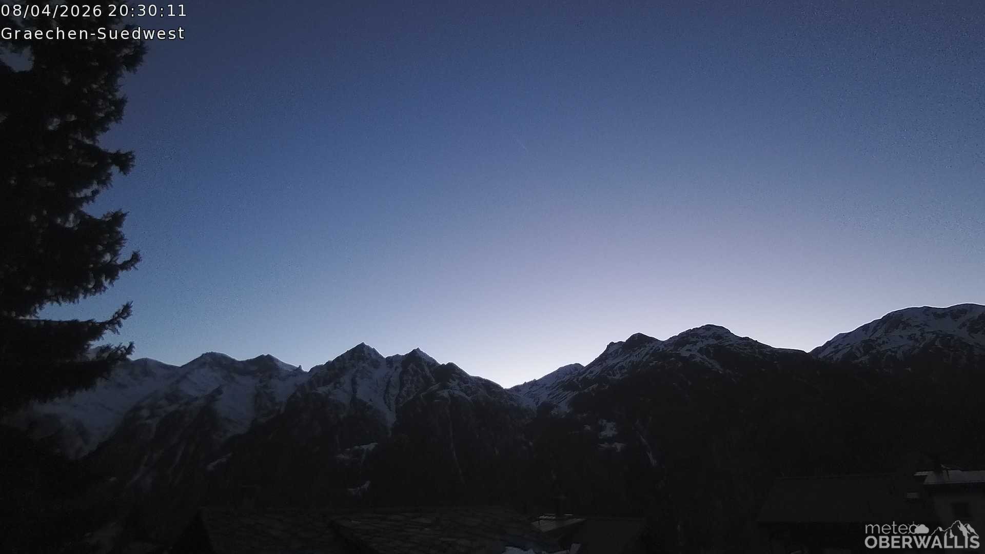 Archived image Webcam Grächen - South-West: Weisshorn