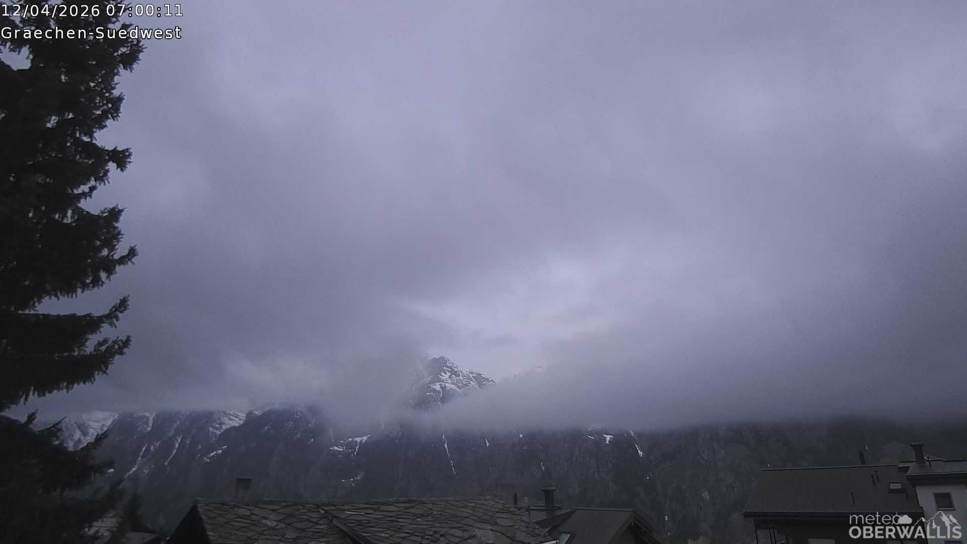 Archived image Webcam Grächen - South-West: Weisshorn