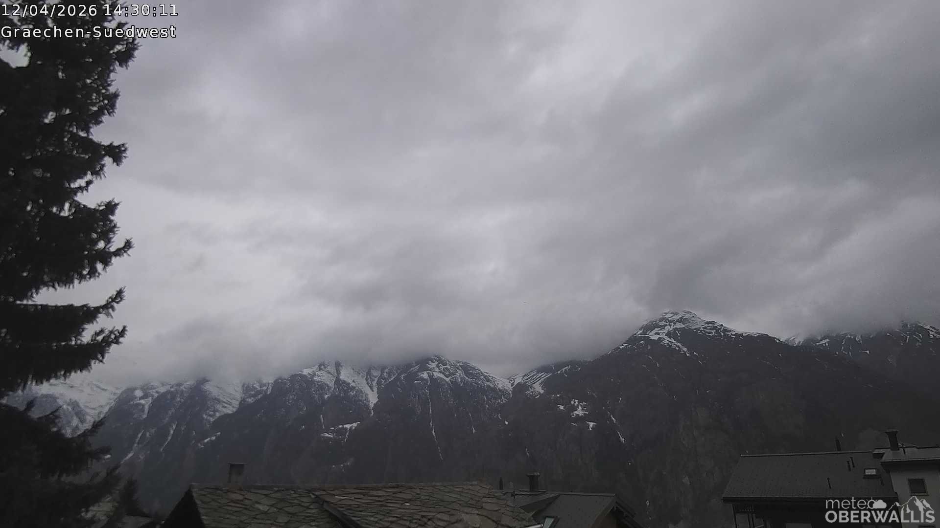 Archived image Webcam Grächen - South-West: Weisshorn