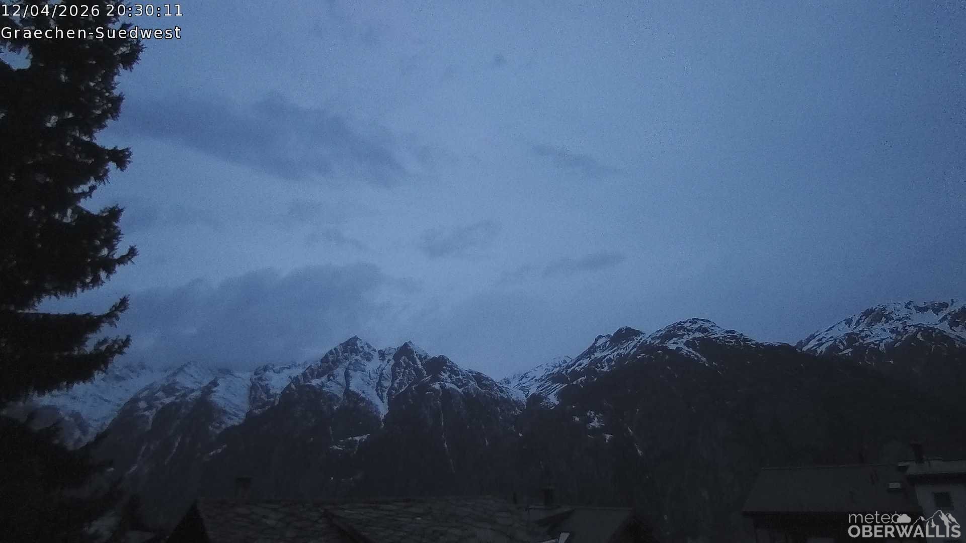 Archived image Webcam Grächen - South-West: Weisshorn