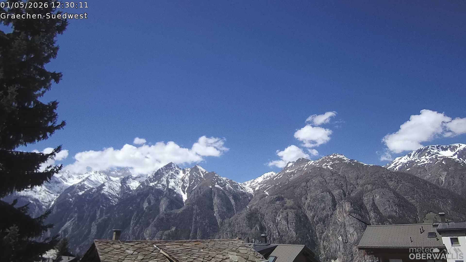 Archived image Webcam Grächen - South-West: Weisshorn