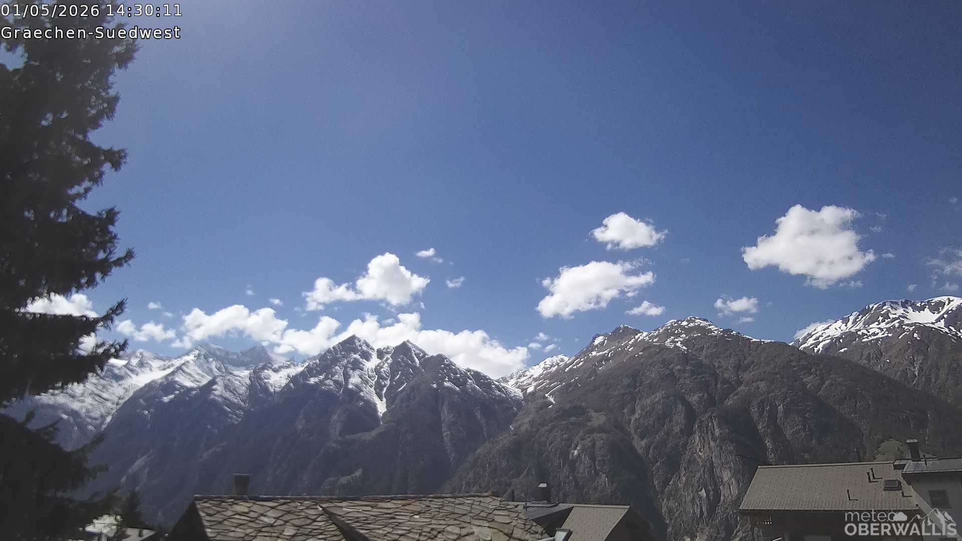 Archived image Webcam Grächen - South-West: Weisshorn