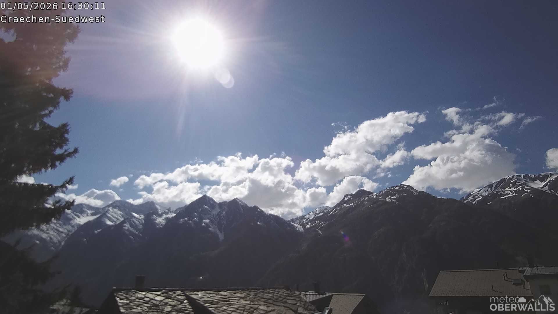 Archived image Webcam Grächen - South-West: Weisshorn