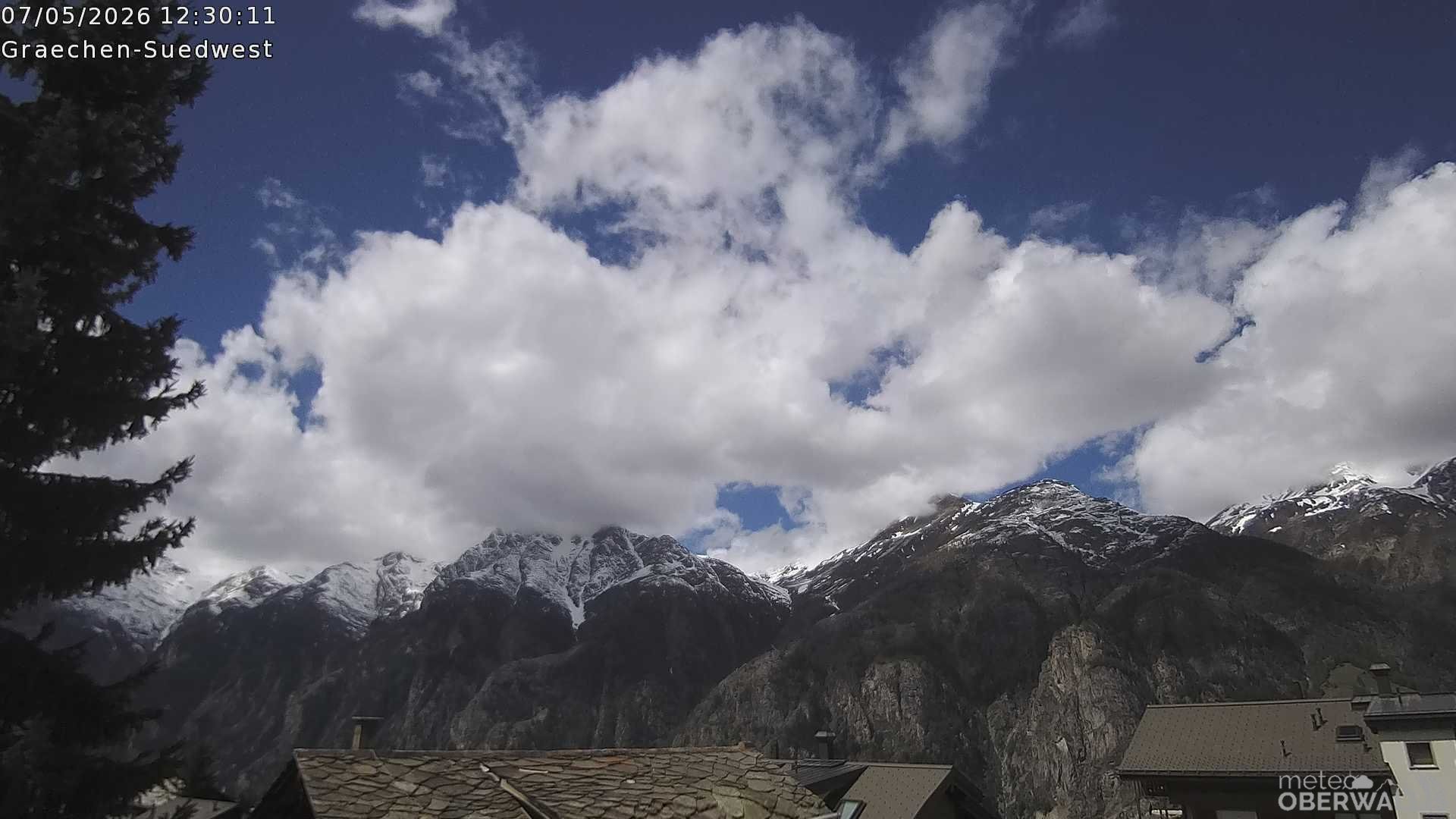 Archived image Webcam Grächen - South-West: Weisshorn