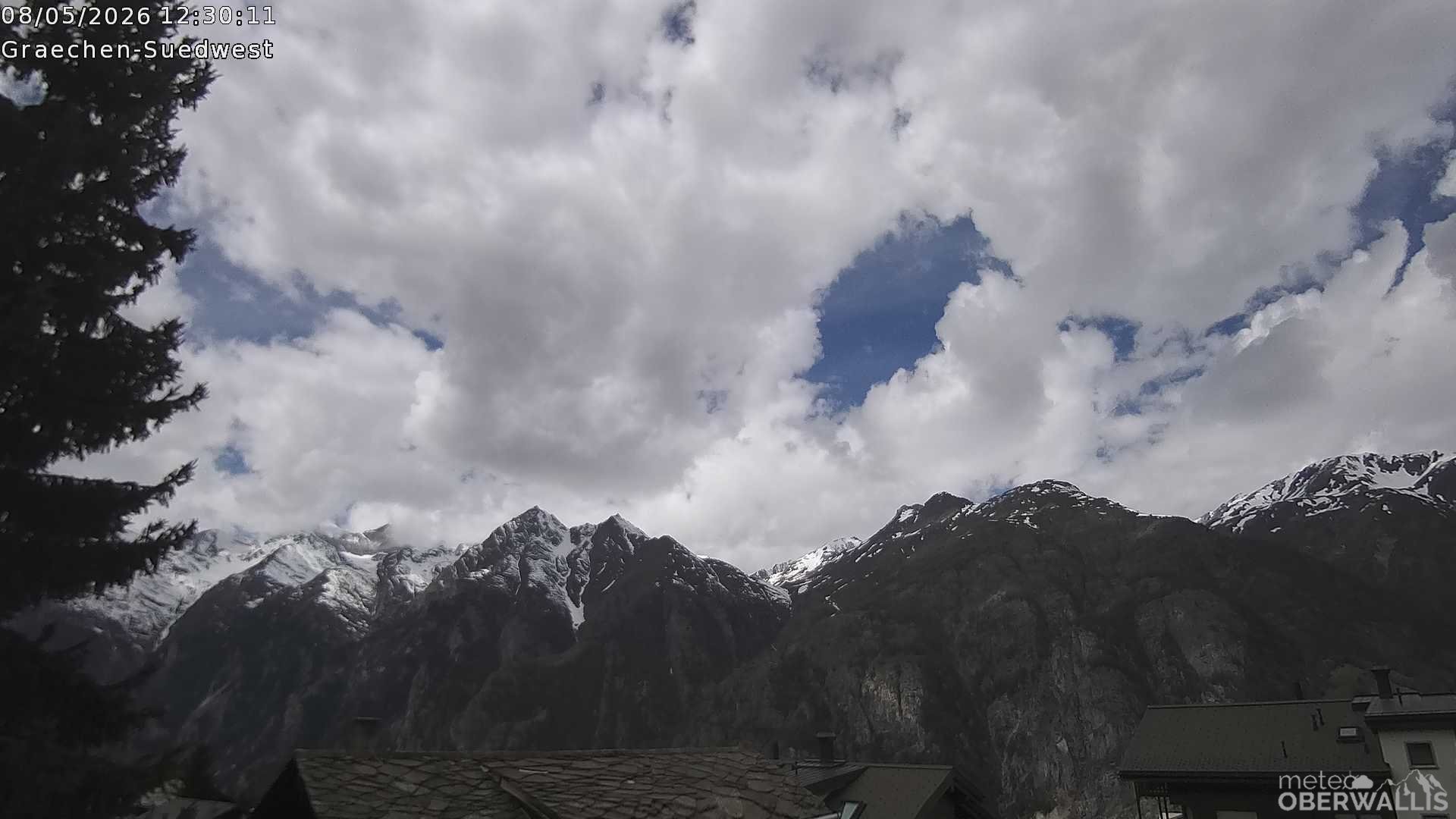 Archived image Webcam Grächen - South-West: Weisshorn