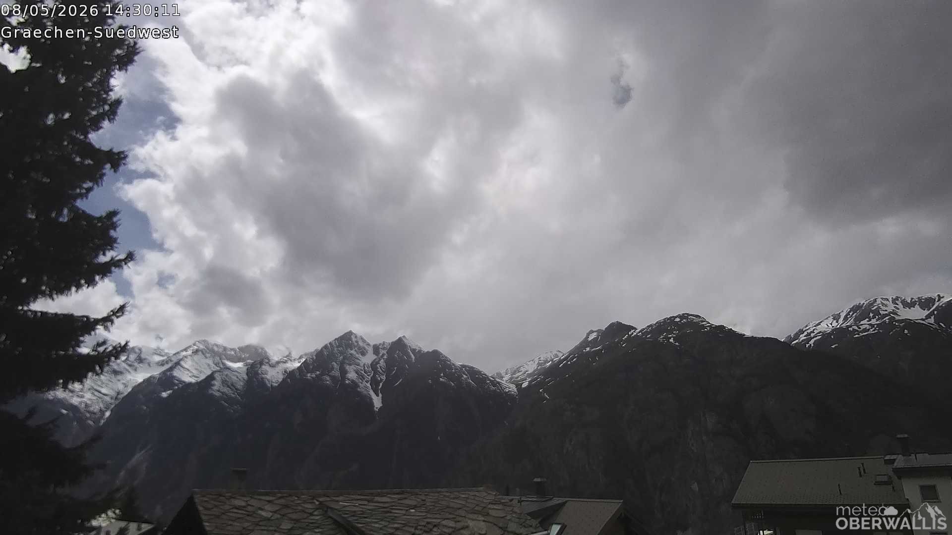 Archived image Webcam Grächen - South-West: Weisshorn