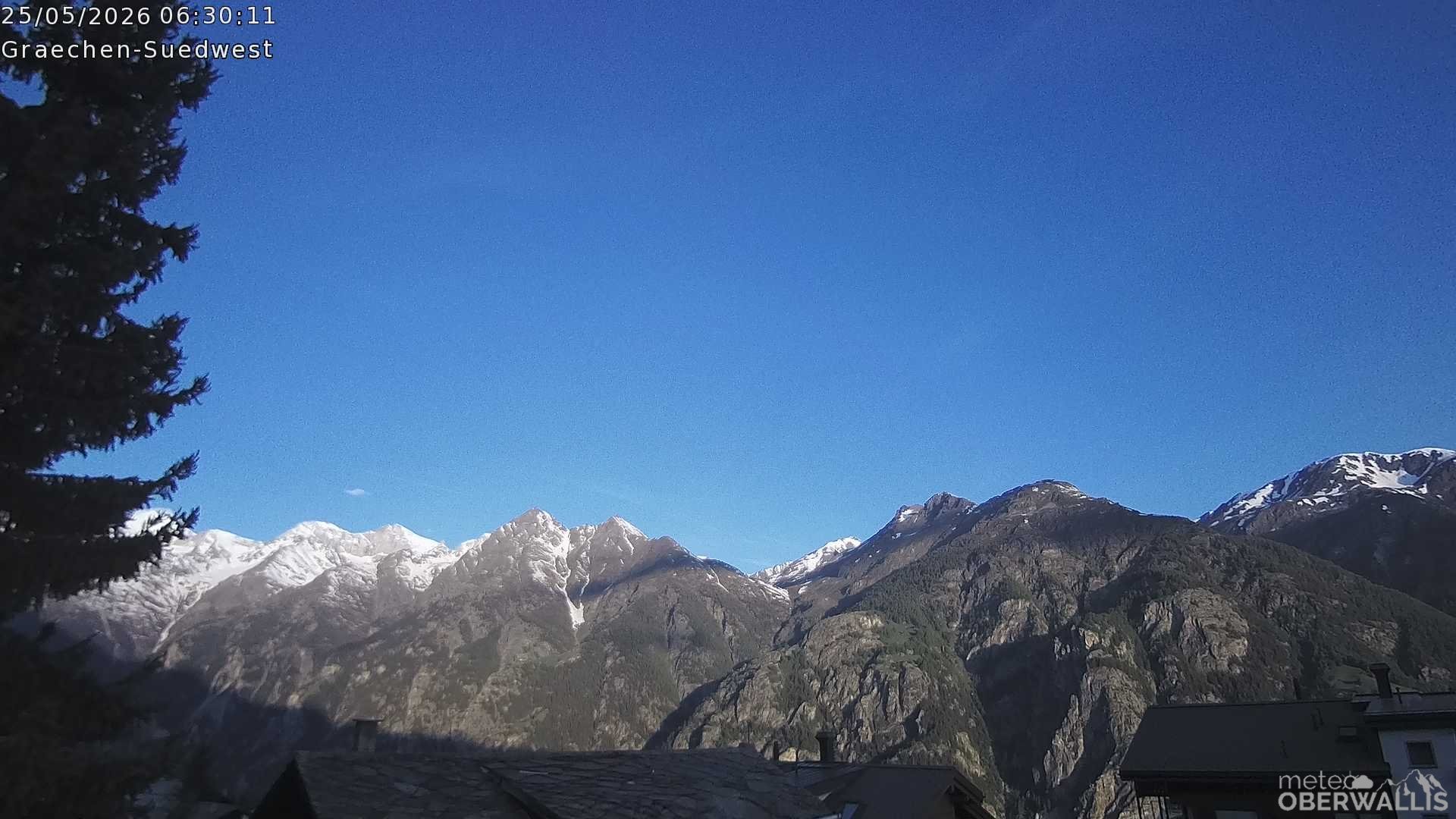 Archived image Webcam Grächen - South-West: Weisshorn