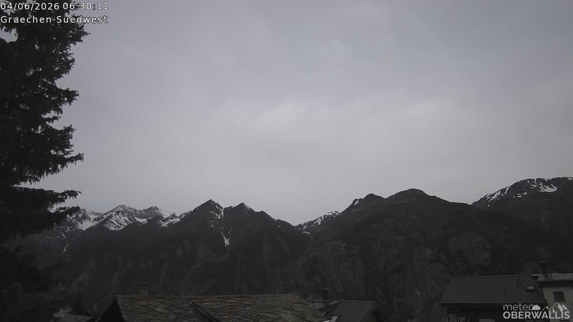 Archived image Webcam Grächen - South-West: Weisshorn