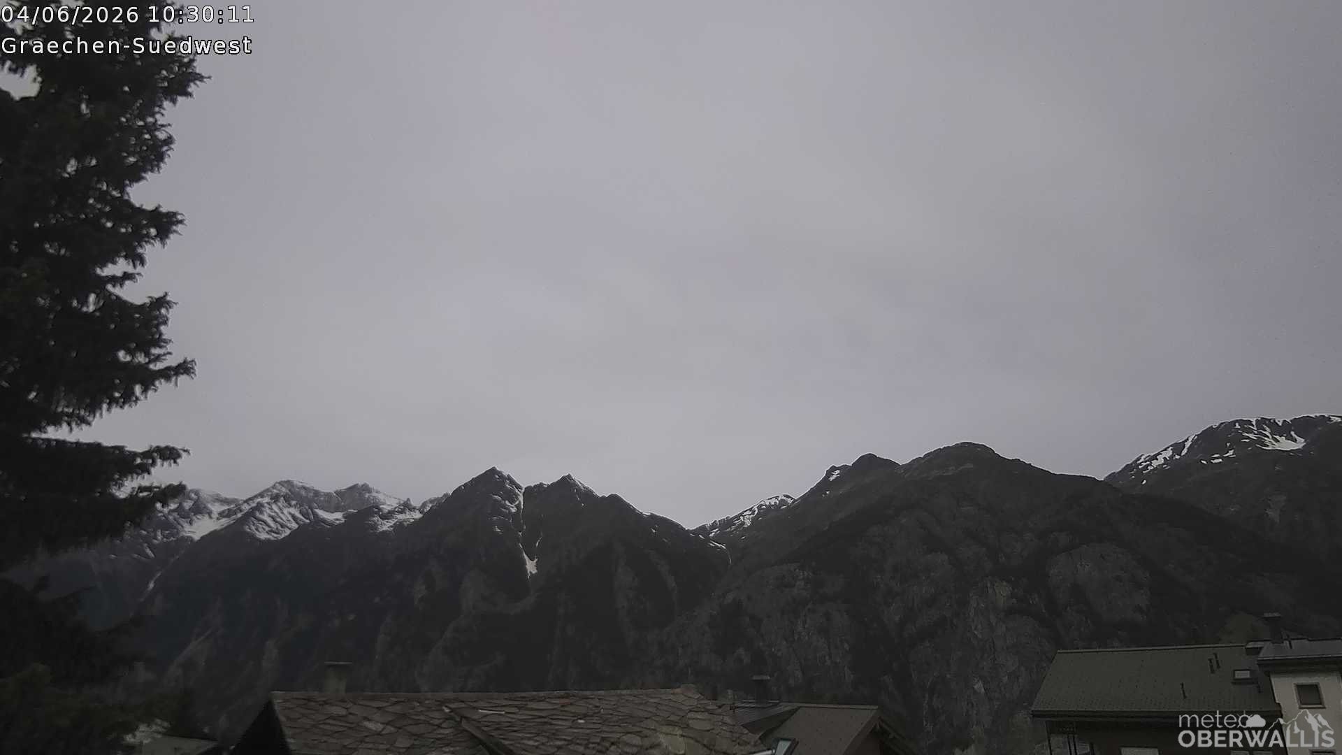 Archived image Webcam Grächen - South-West: Weisshorn