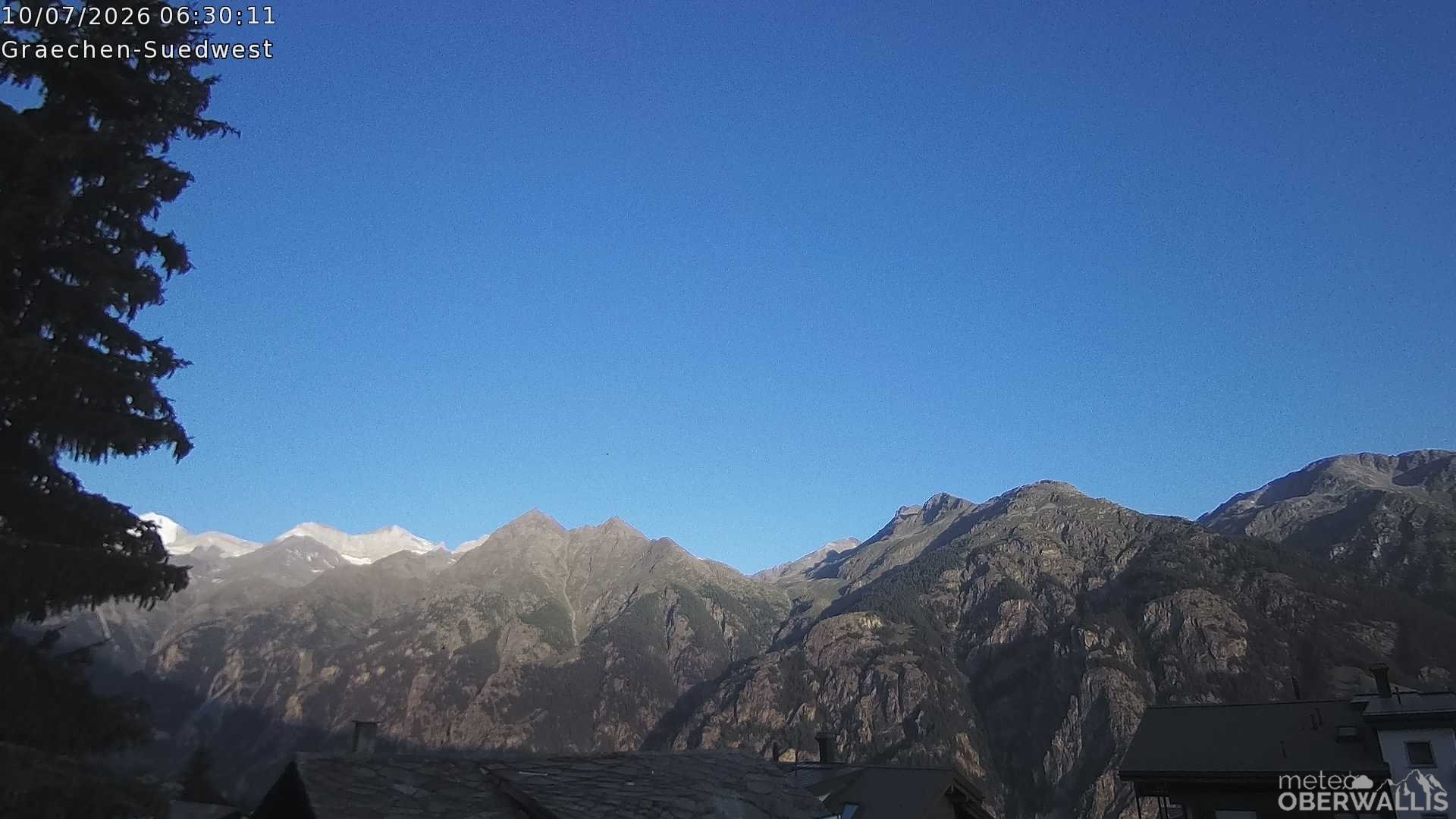 Archived image Webcam Grächen - South-West: Weisshorn