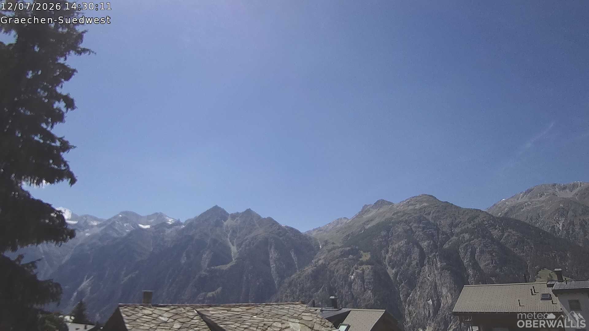 Archived image Webcam Grächen - South-West: Weisshorn