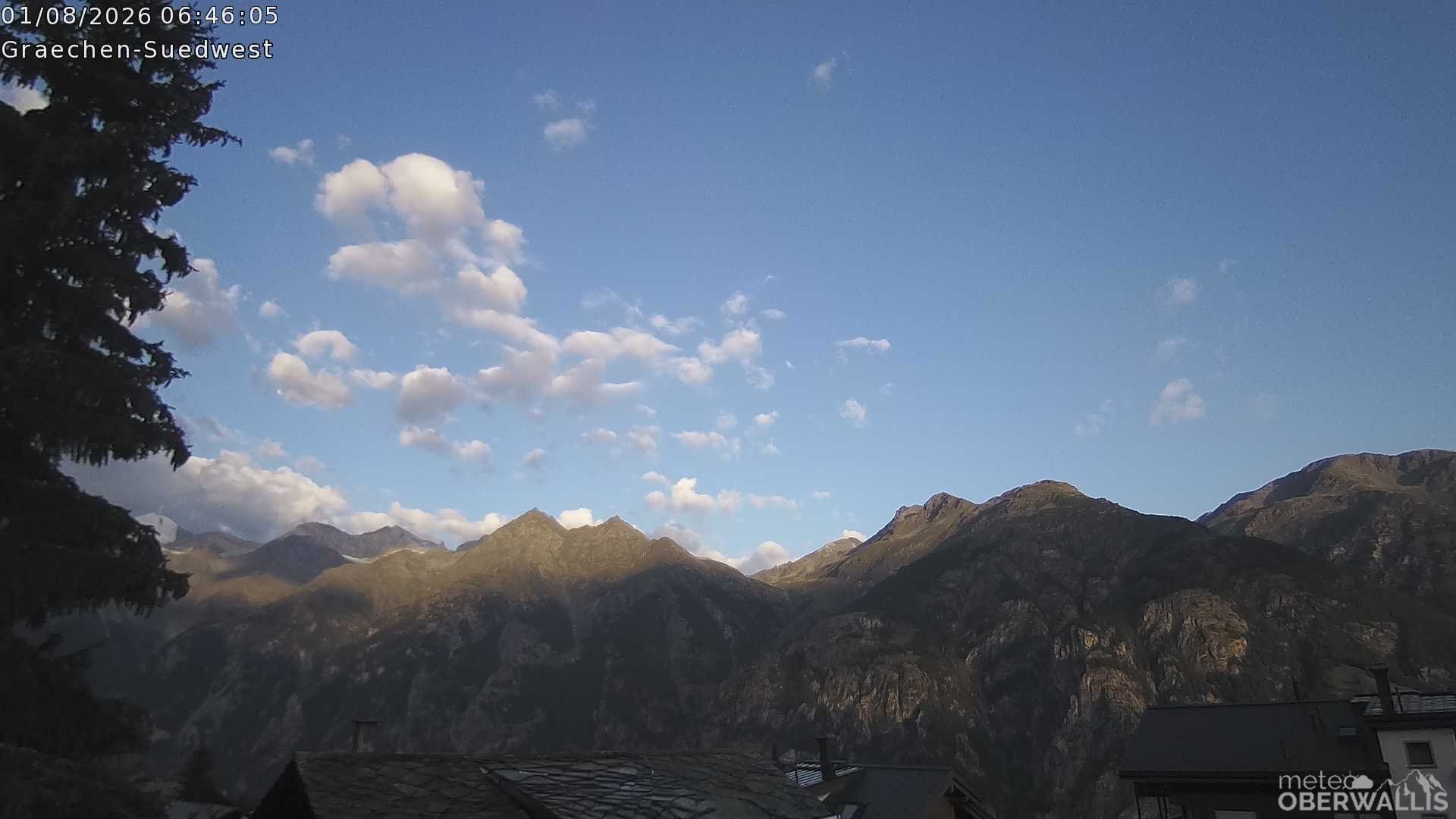 Archived image Webcam Grächen - South-West: Weisshorn
